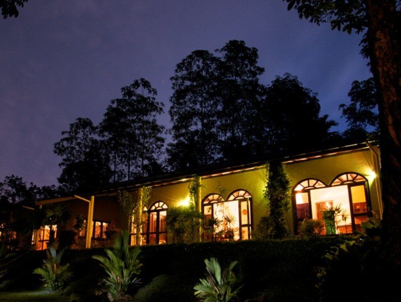 The Reef Beach Hotel Negombo Bagian luar foto